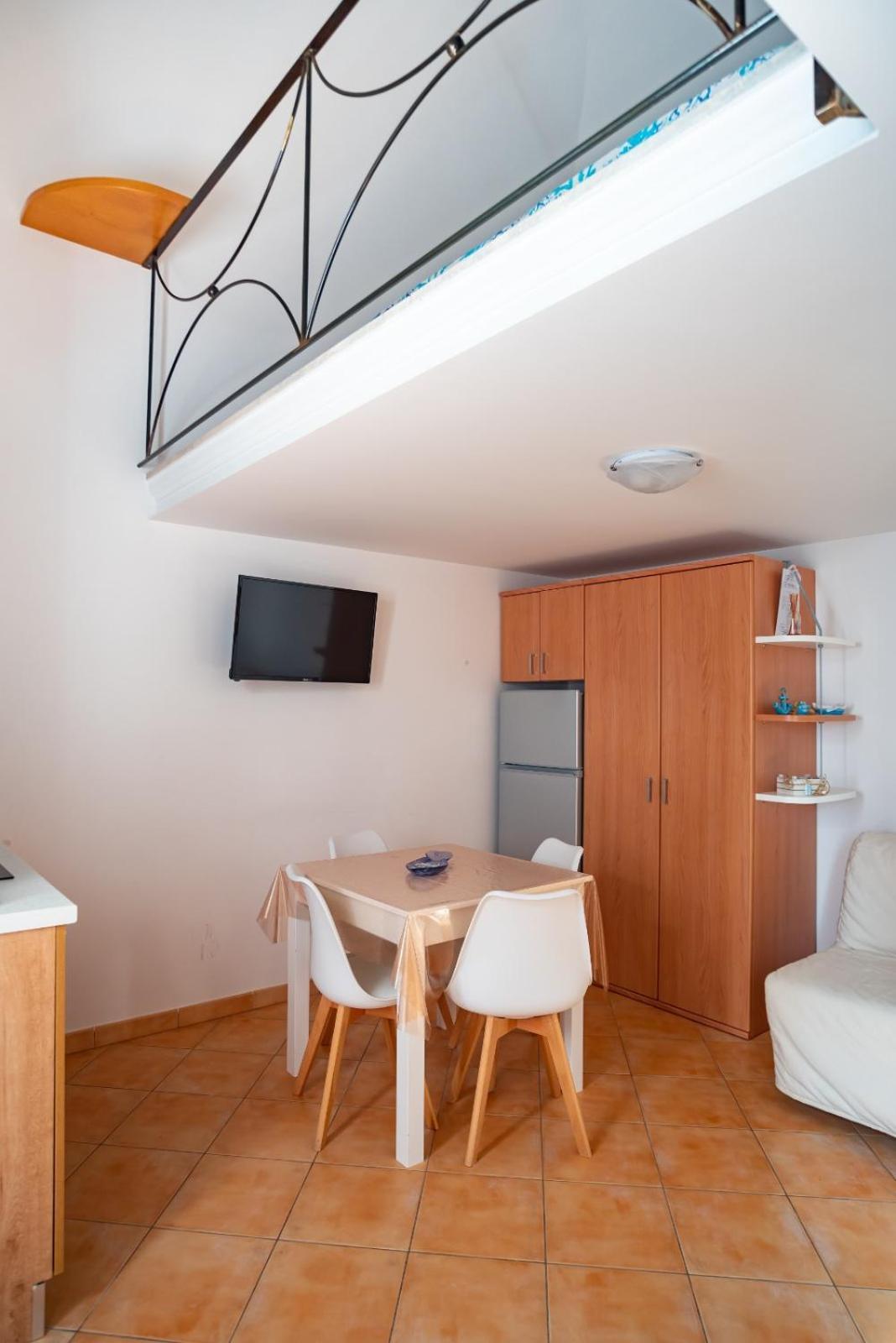 Casa Vacanze "Il Baffo E Il Mare" Cetara Ngoại thất bức ảnh